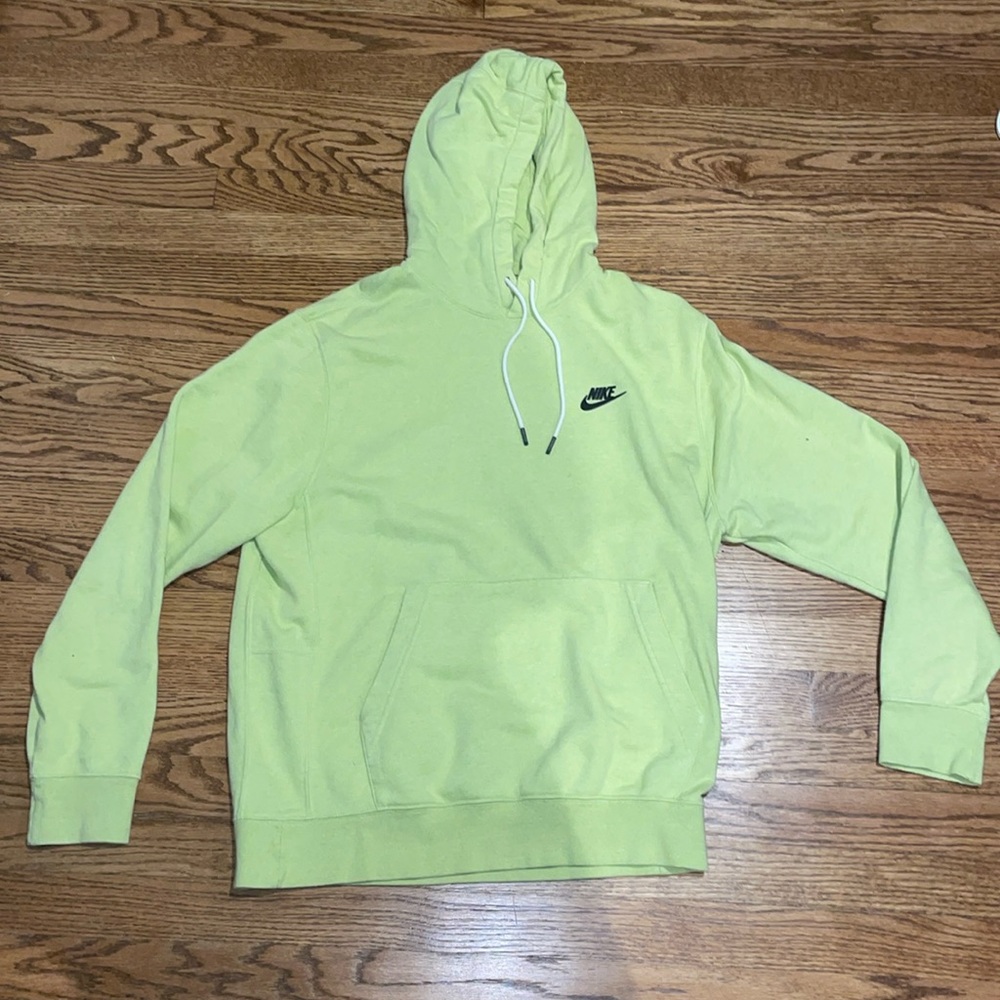 Green Men’s Nike Hoodie Size M